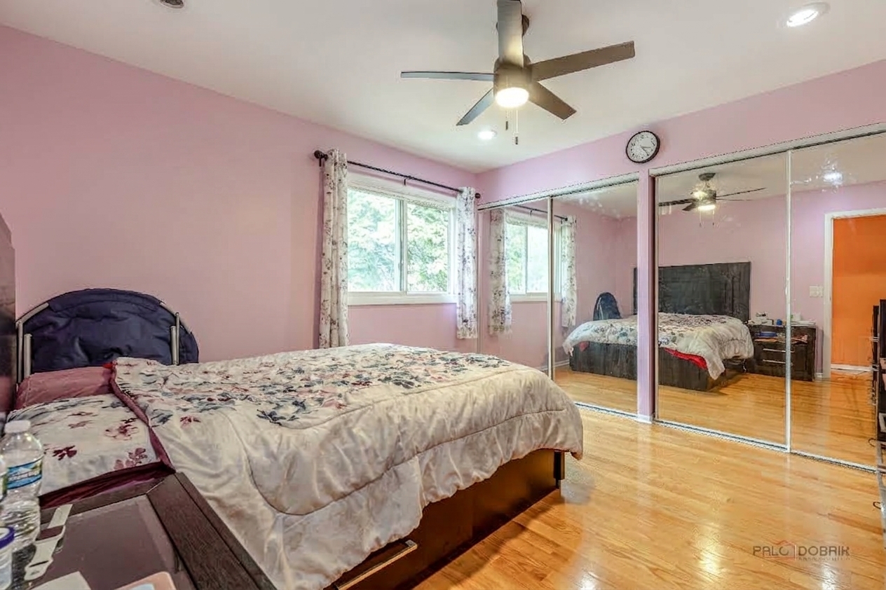 9105 Hollyberry Avenue Property Photo 13
