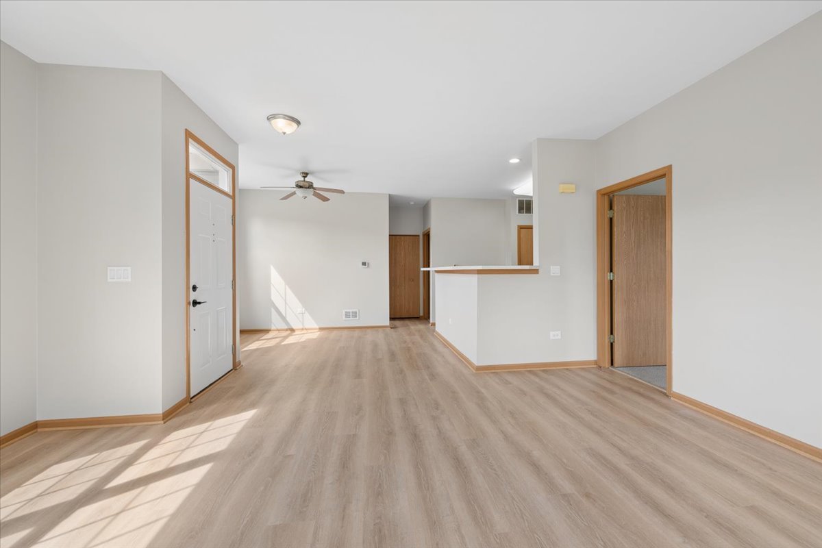 21526 Wolf Lake Way Property Photo 5