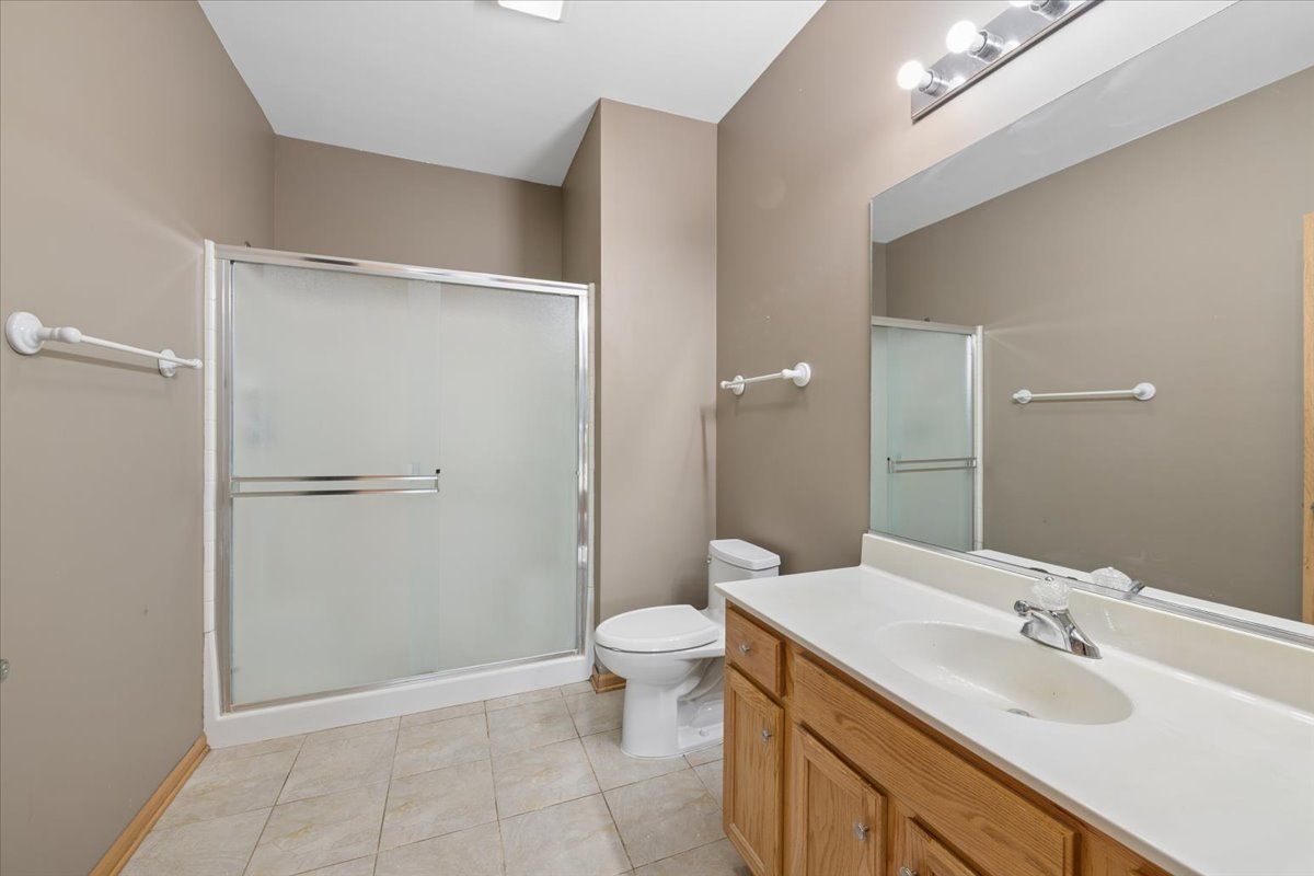 21526 Wolf Lake Way Property Photo 14