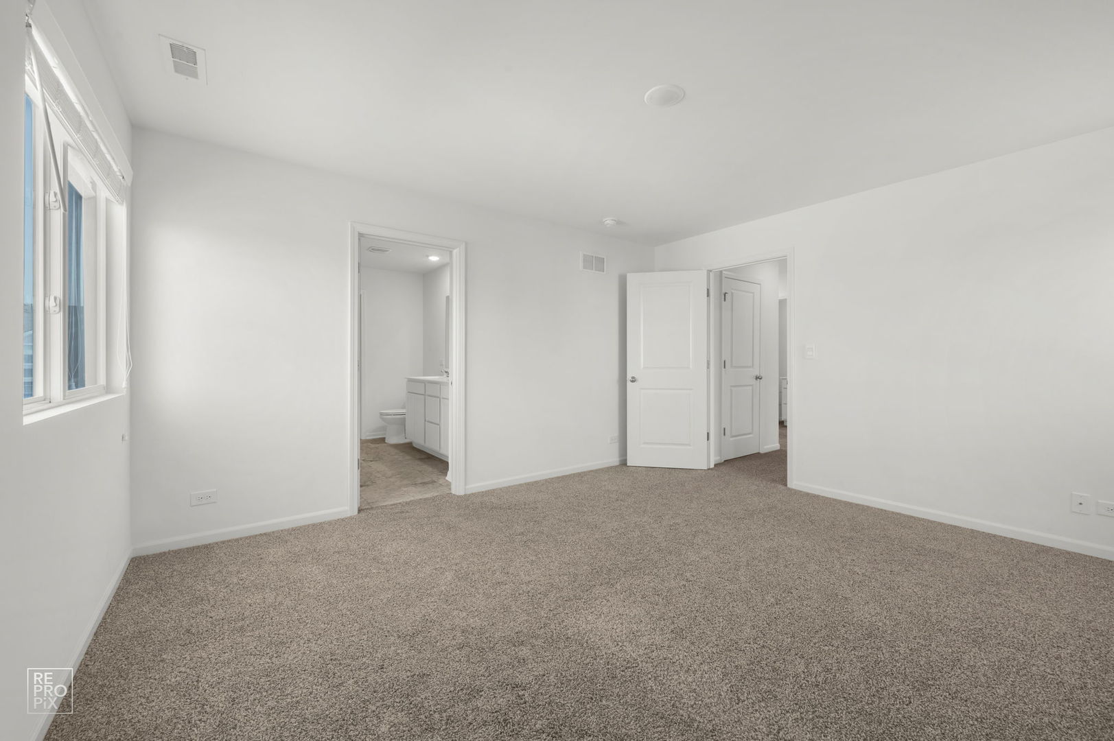 714 Juniper Street Property Photo 8