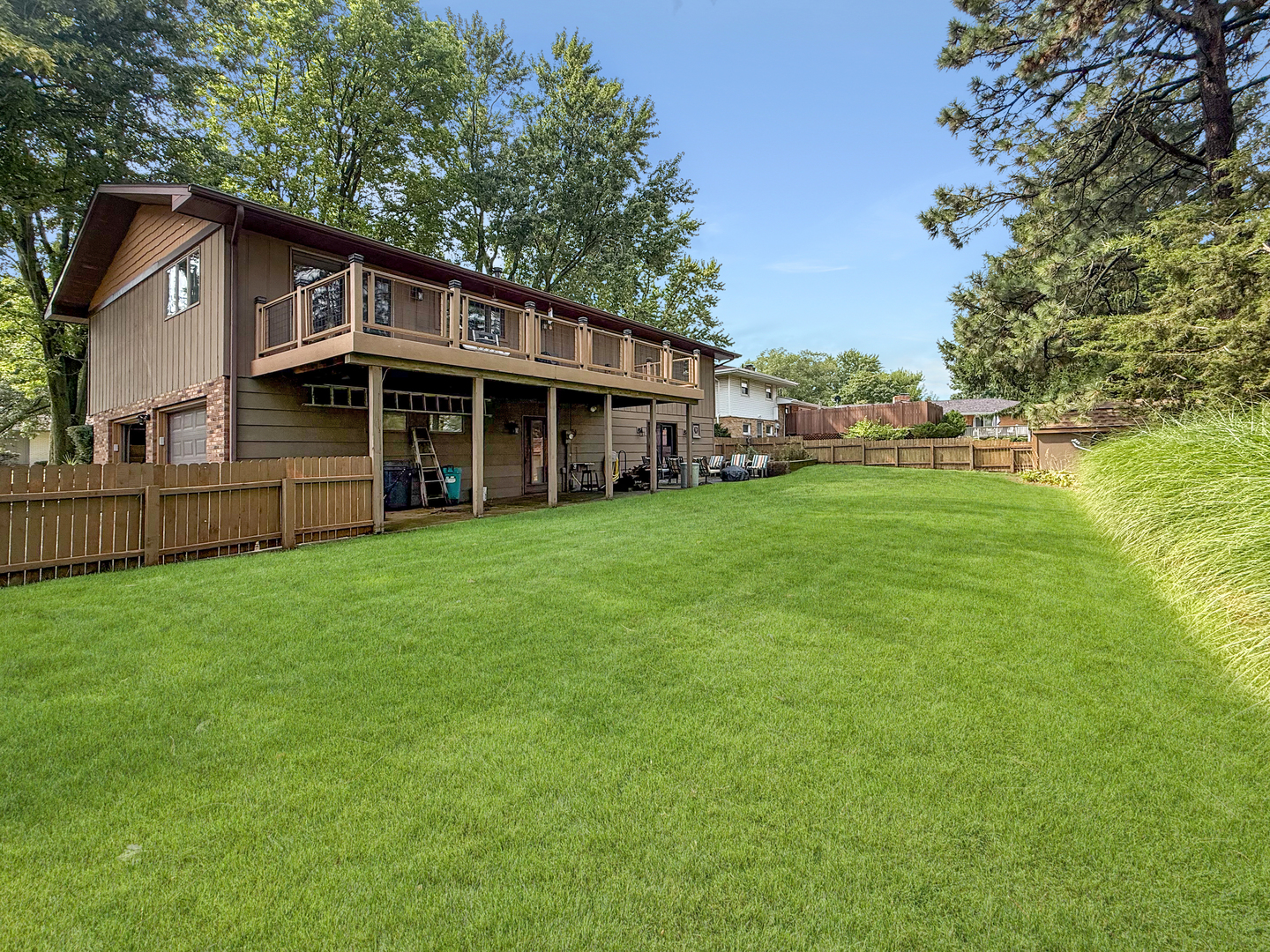 365 Highland Drive Property Photo 6