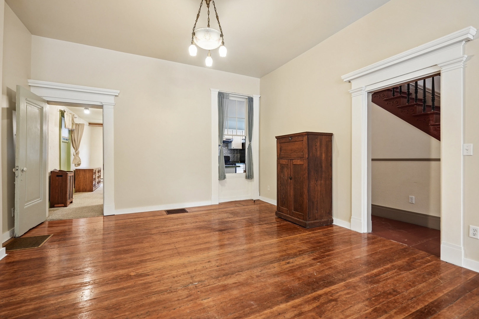 625 23rd Street Property Photo 8