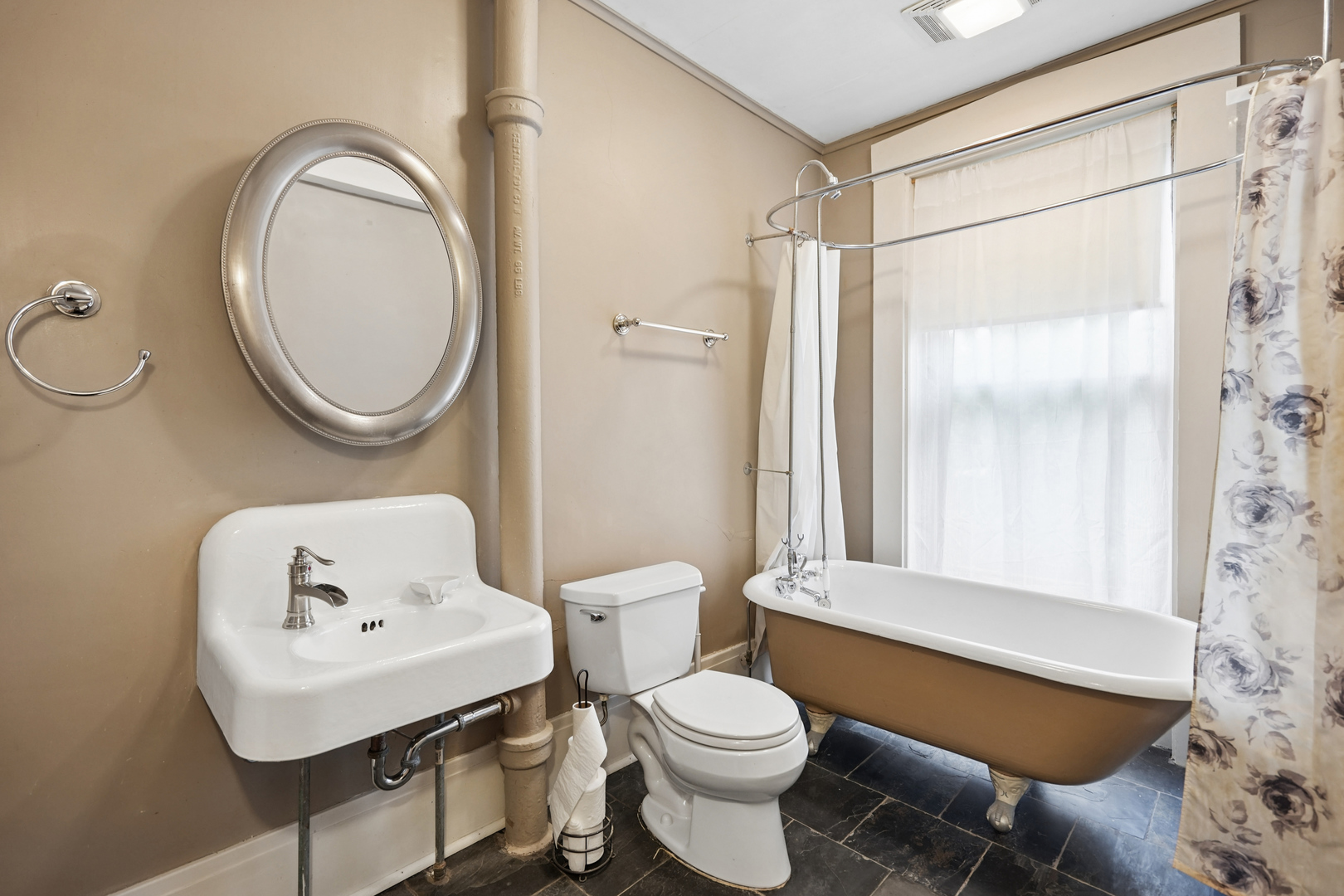 625 23rd Street Property Photo 24