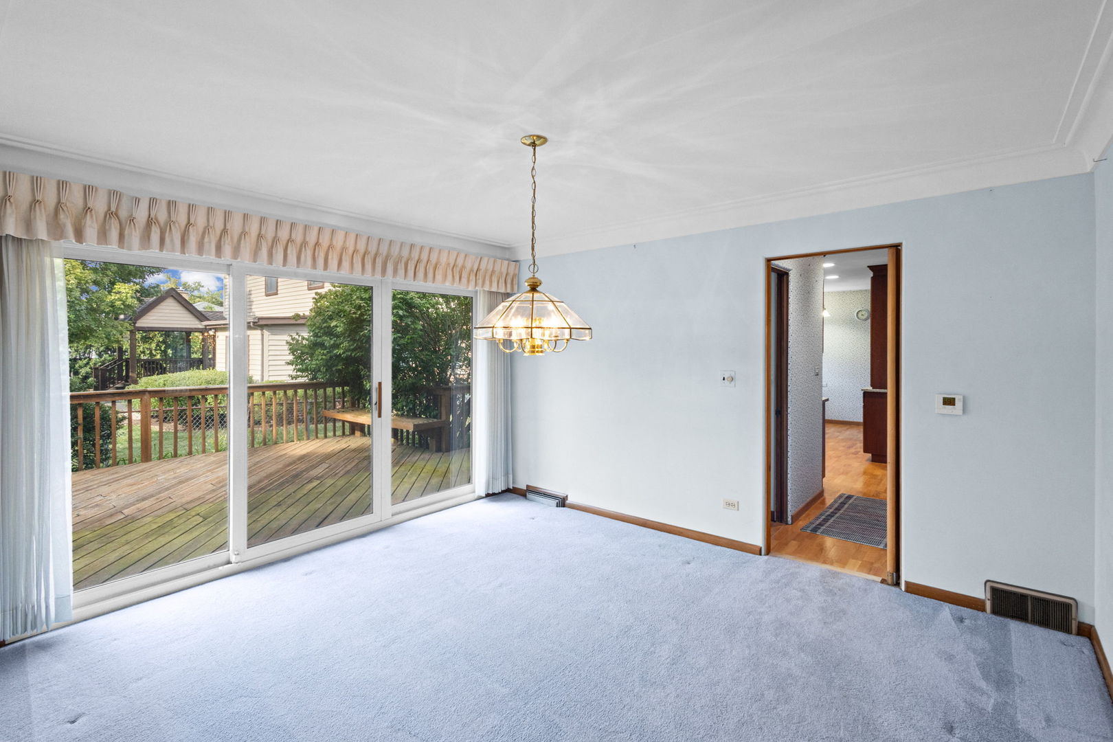 248 E Washington Boulevard Property Photo 12