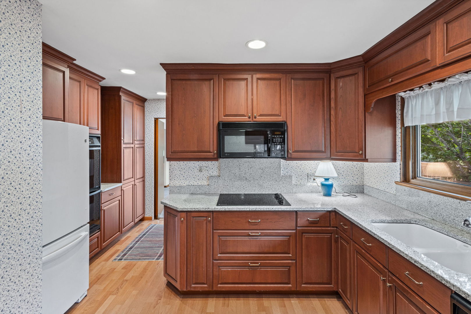 248 E Washington Boulevard Property Photo 14