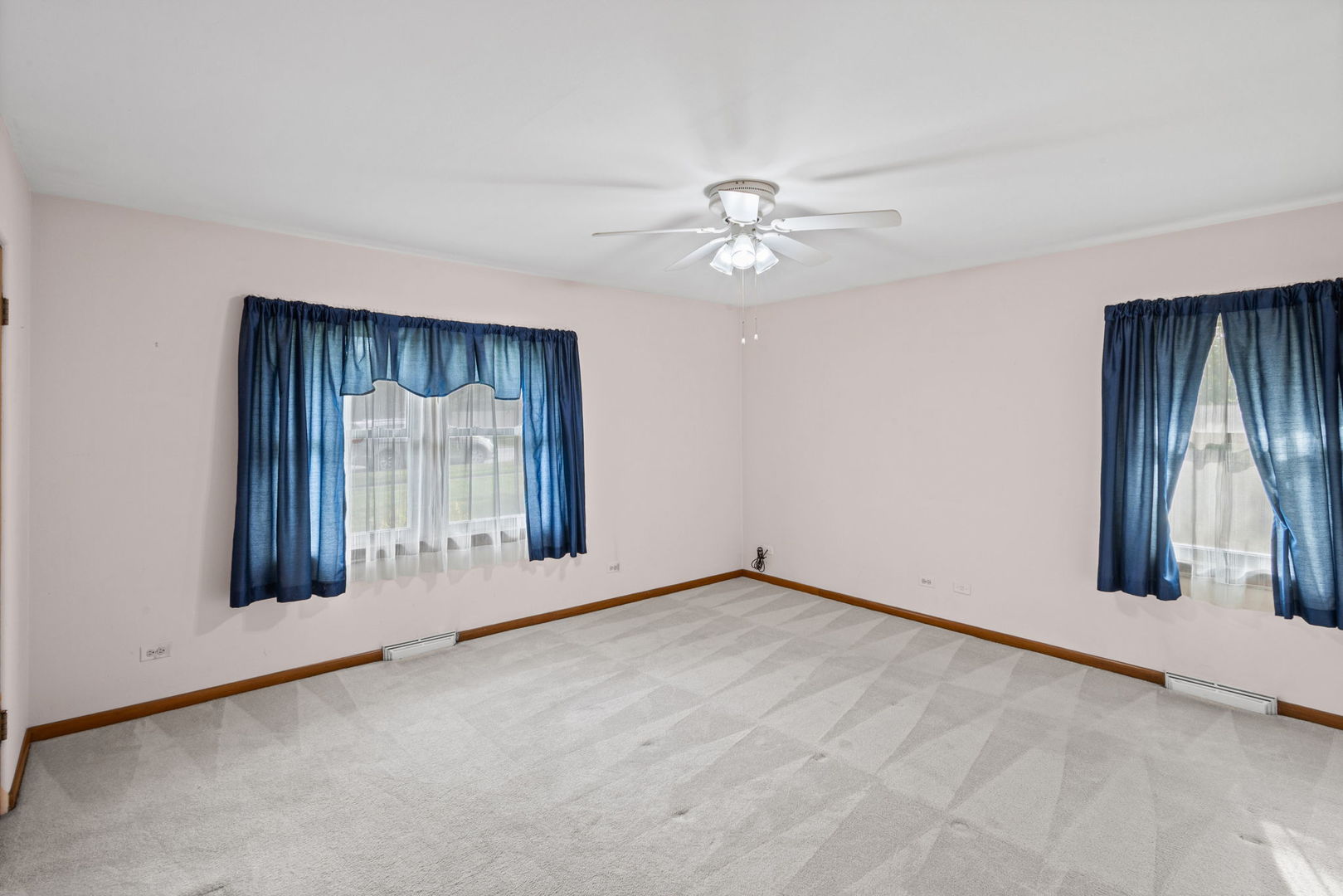 248 E Washington Boulevard Property Photo 18