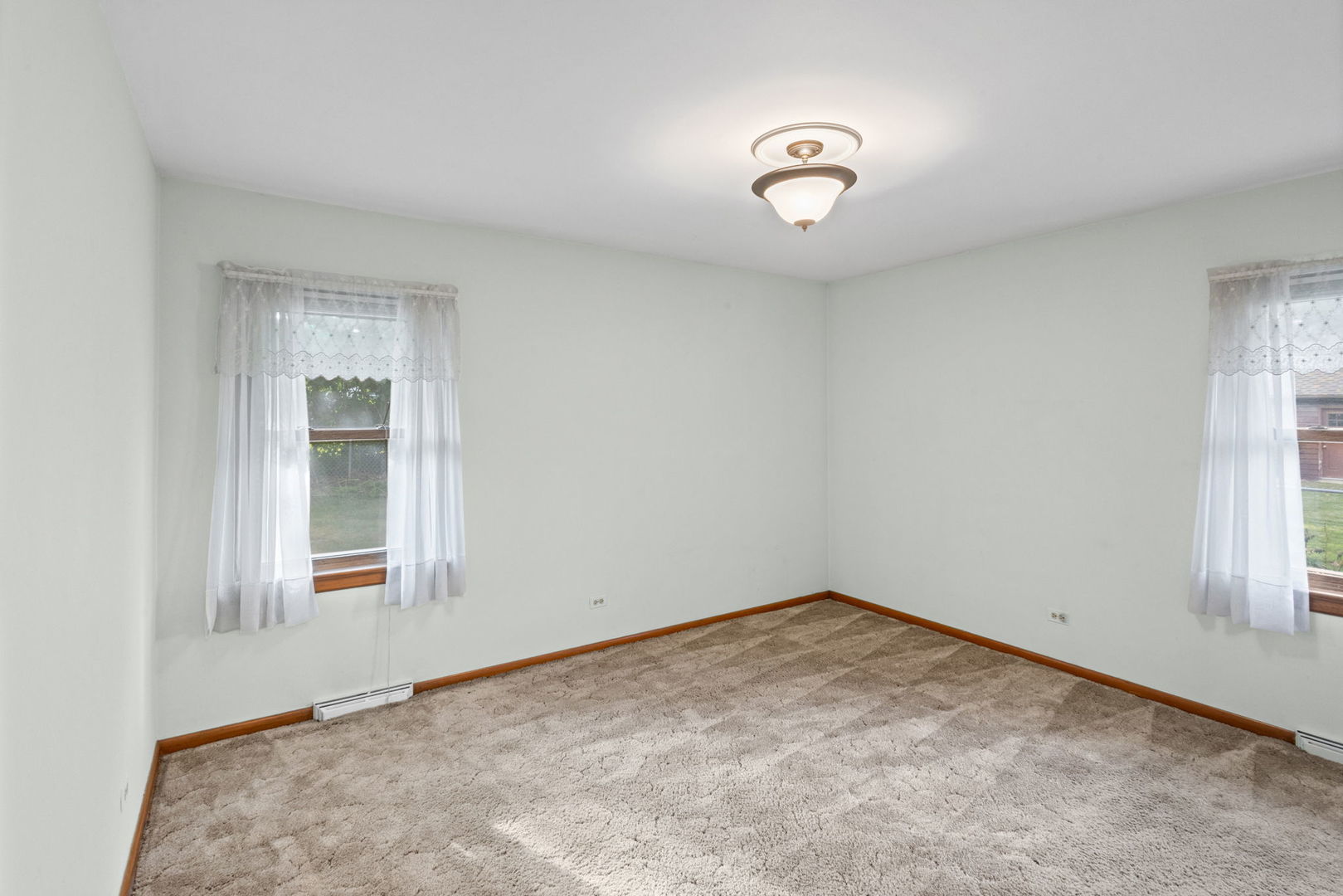 248 E Washington Boulevard Property Photo 20