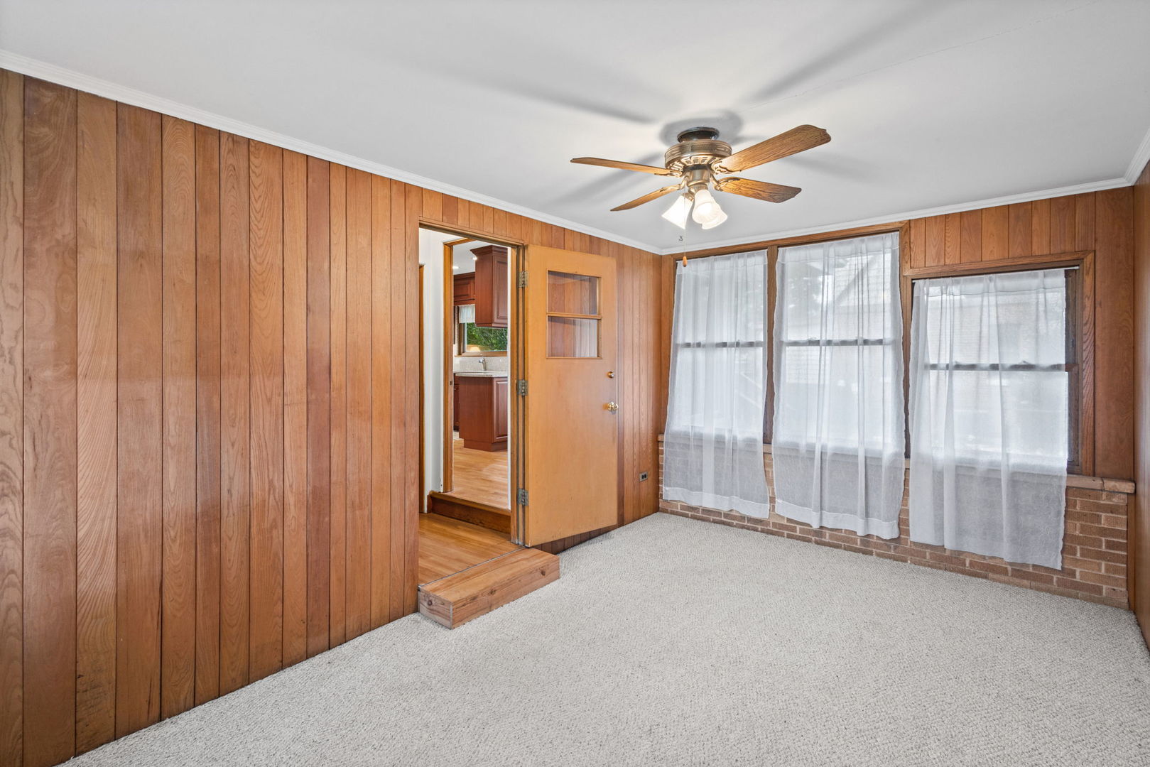 248 E Washington Boulevard Property Photo 28