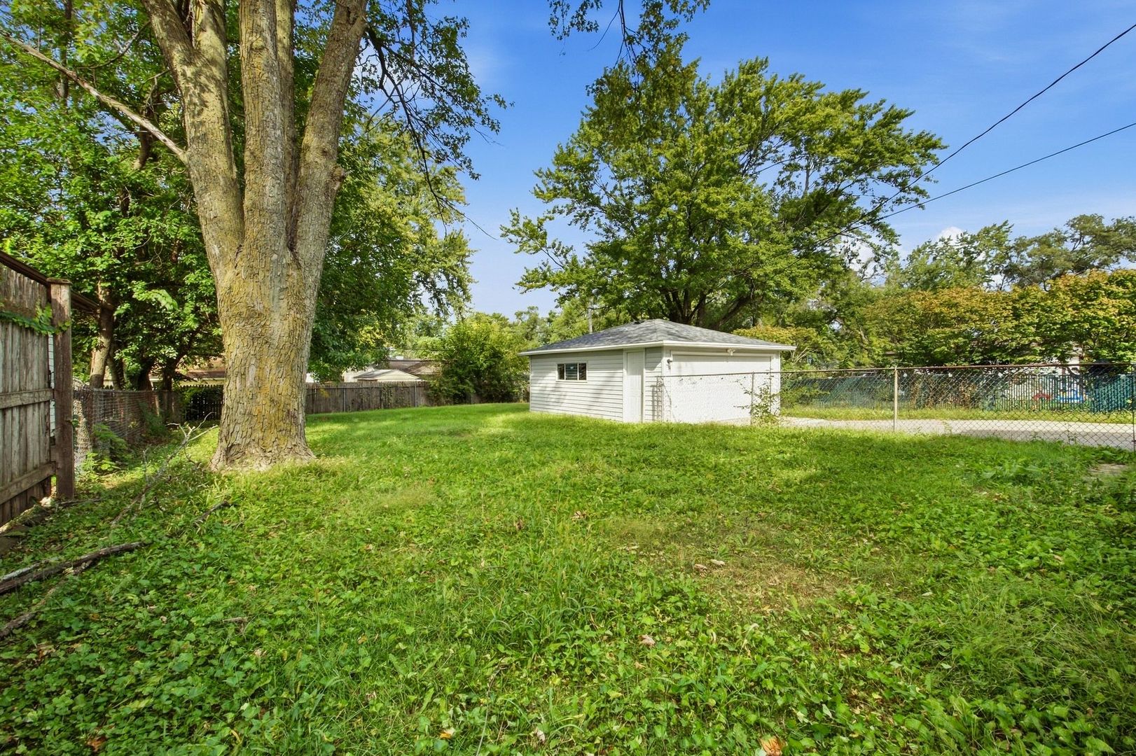 211 S Hammes Avenue Property Photo 14