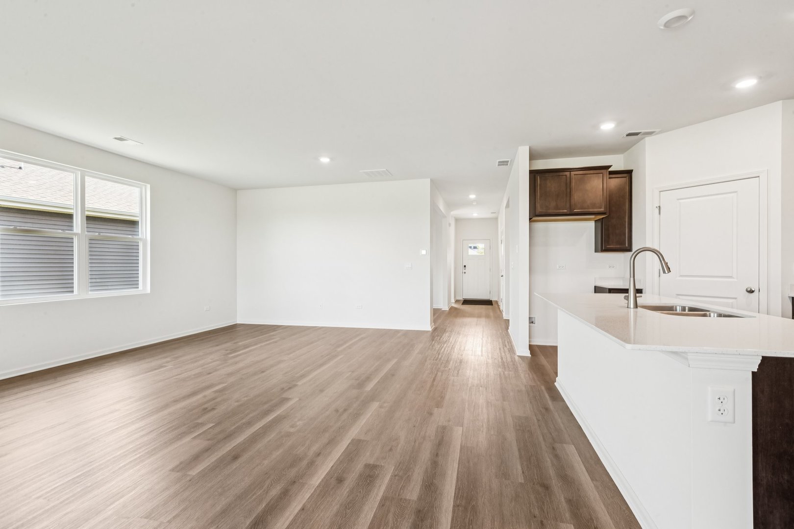 14608 S Azalia Circle Property Photo 6