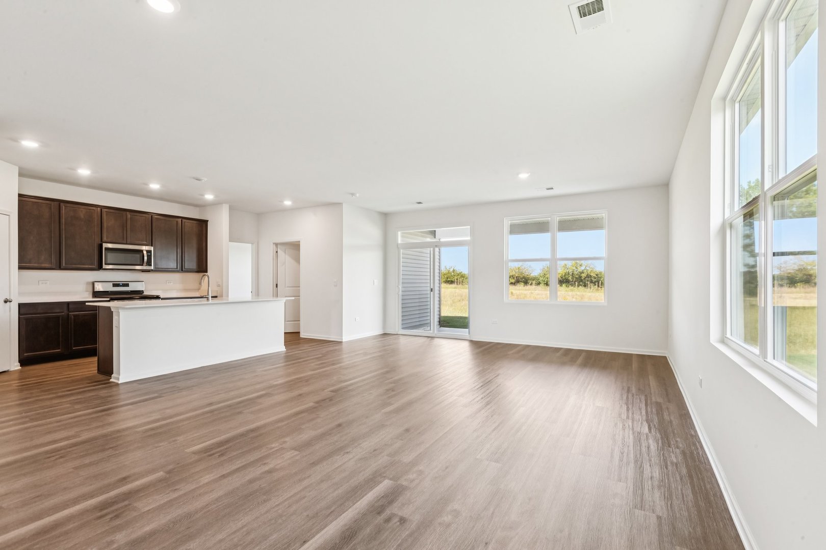 14608 S Azalia Circle Property Photo 8