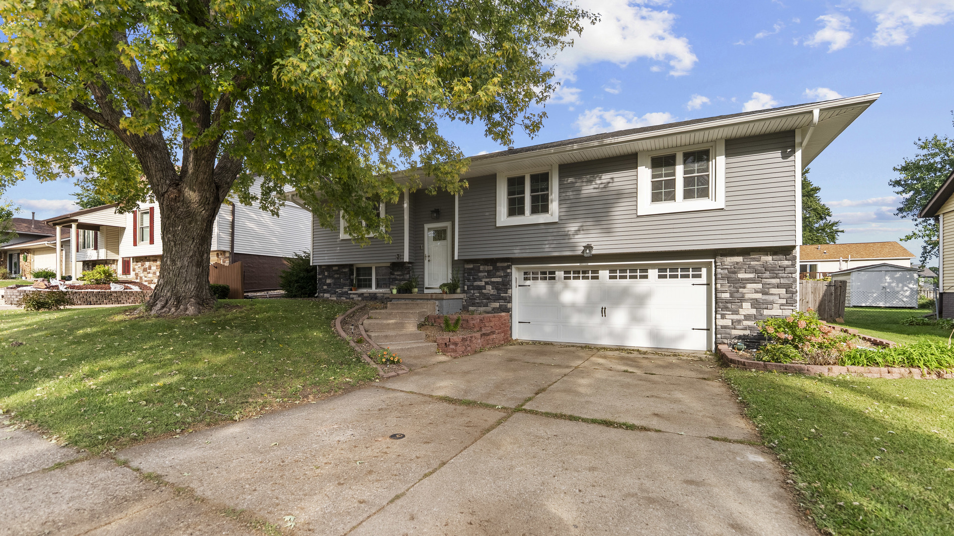 5807 Fillmore Street Property Photo 1