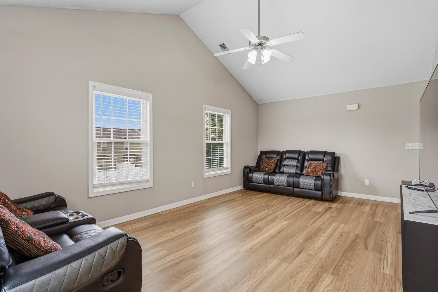 3722 Balcary Bay Property Photo 7