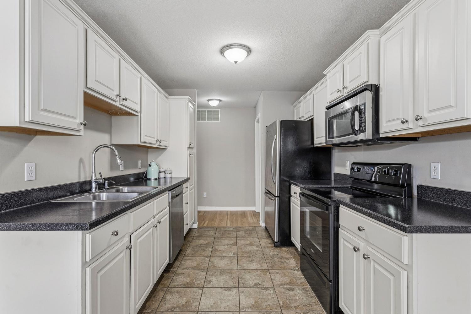 3722 Balcary Bay Property Photo 9