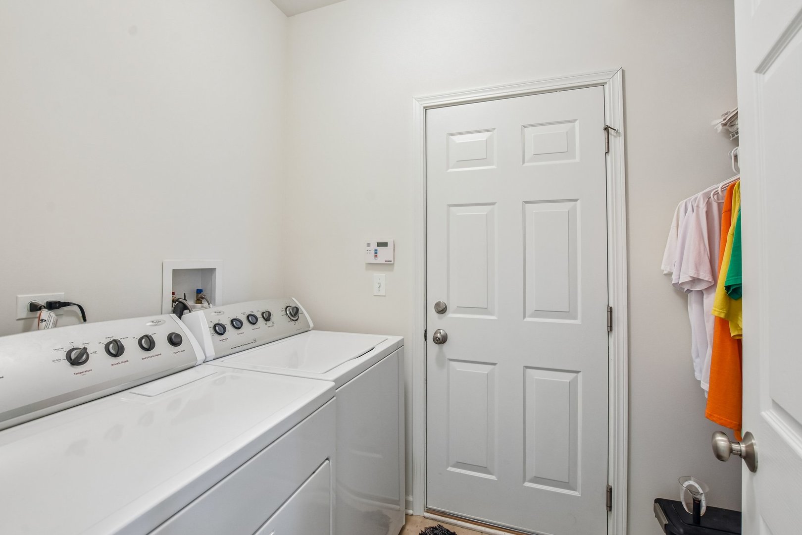 586 Wexford Drive Property Photo 32