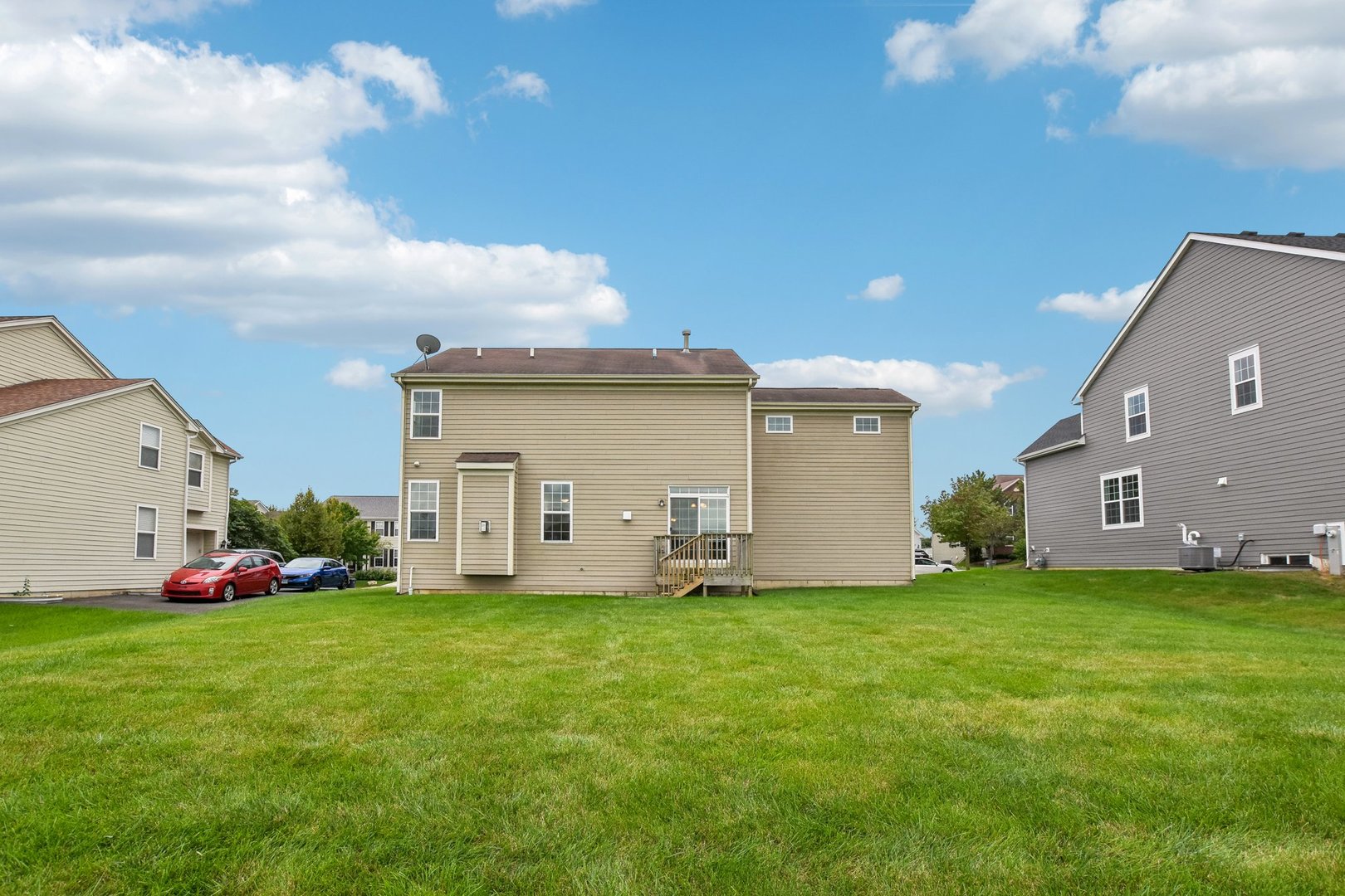 586 Wexford Drive Property Photo 36