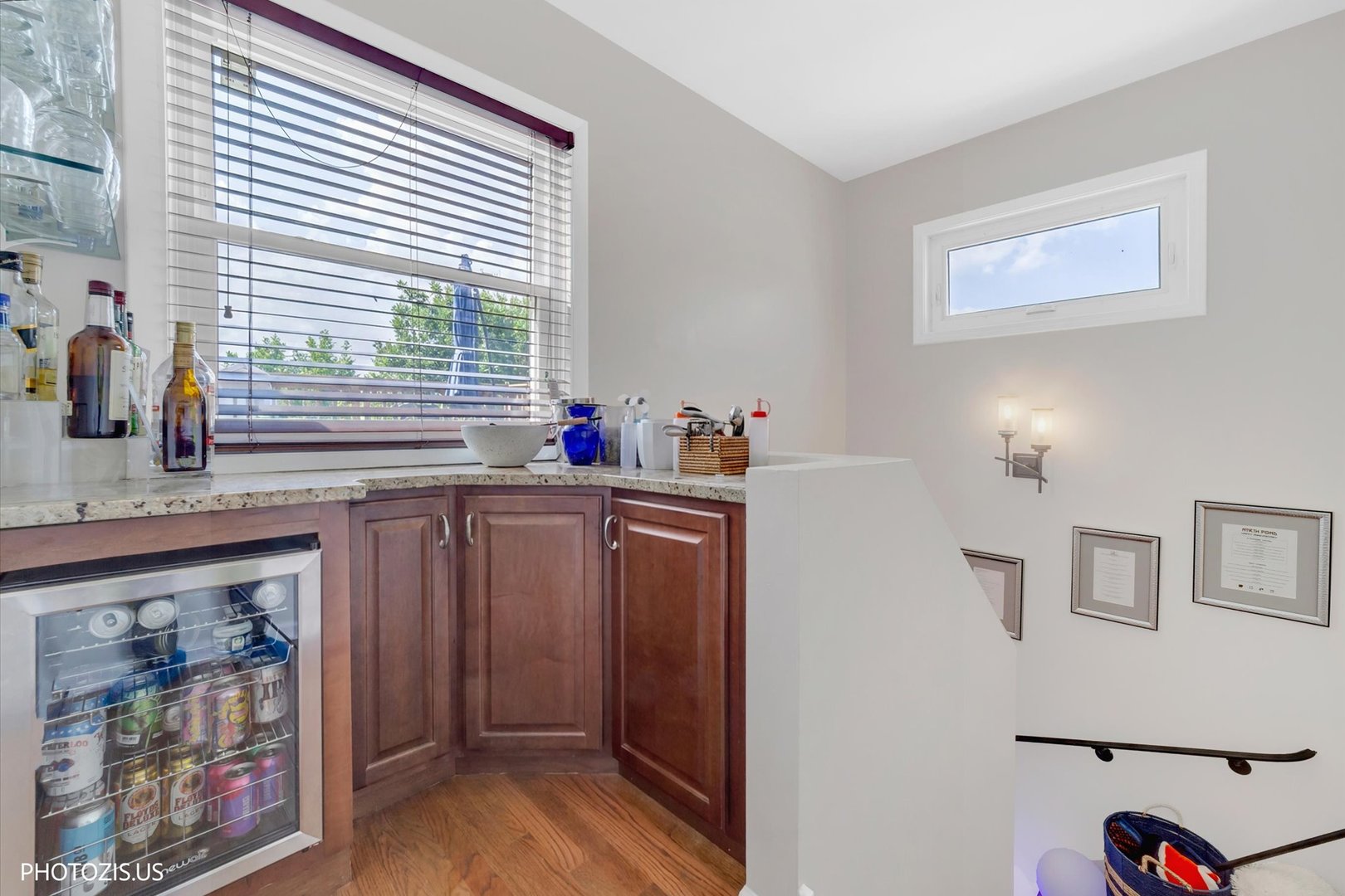 1647 N Winchester Avenue A Property Photo 29