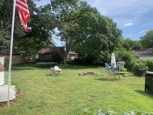 784 S Locust Street Property Photo 2