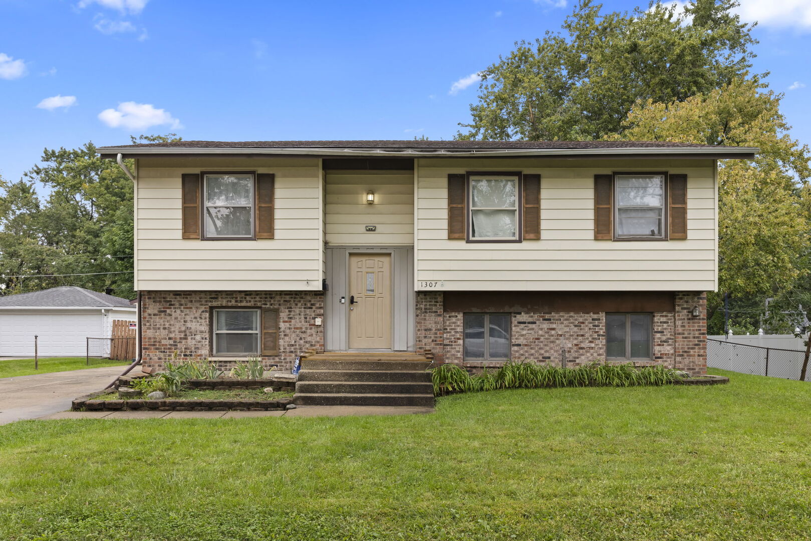 1307 Edgerton Drive Property Photo 1