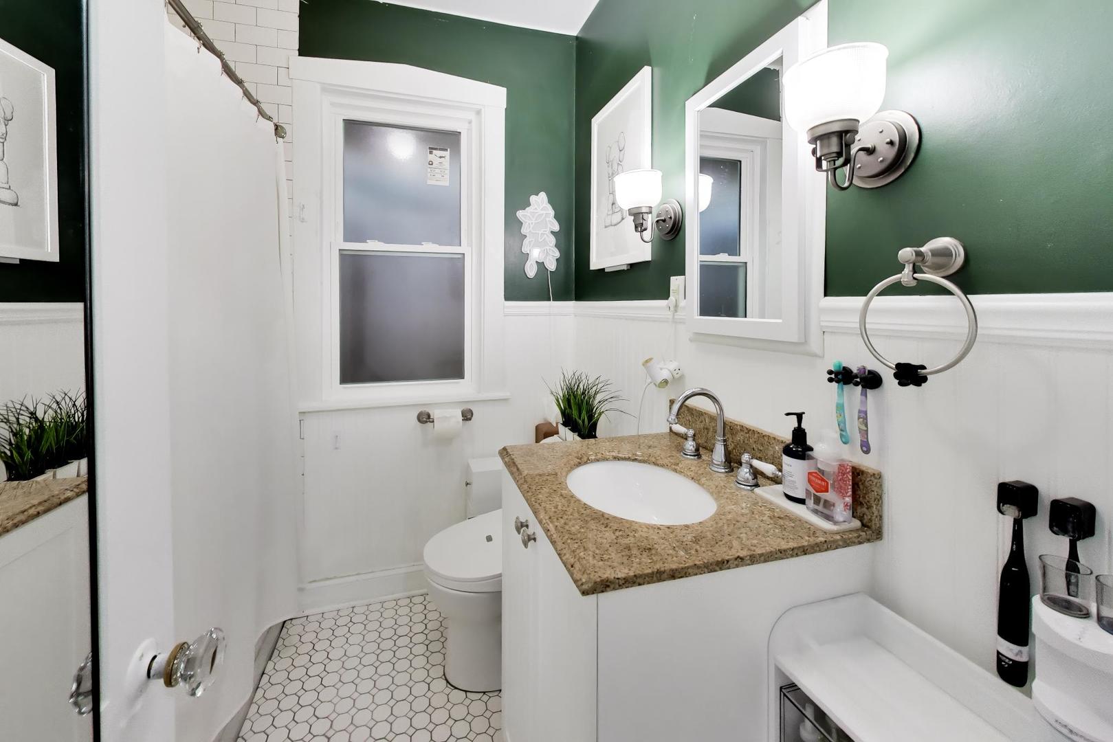 6217 W Grace Street Property Photo 15