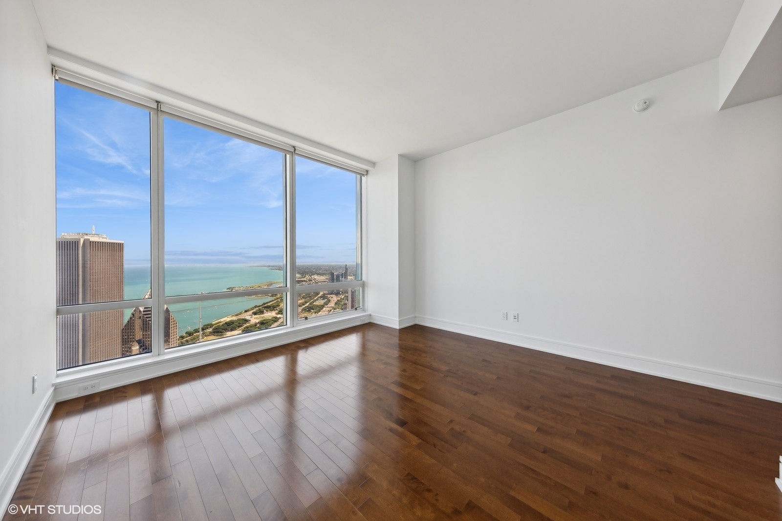 401 N Wabash Avenue 68f Property Photo 5