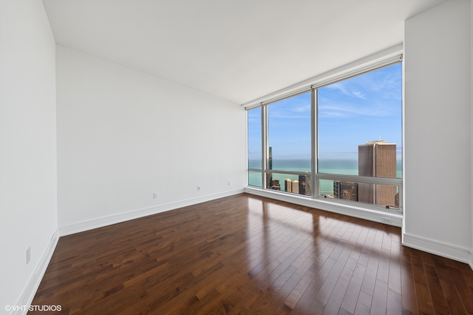 401 N Wabash Avenue 68f Property Photo 7