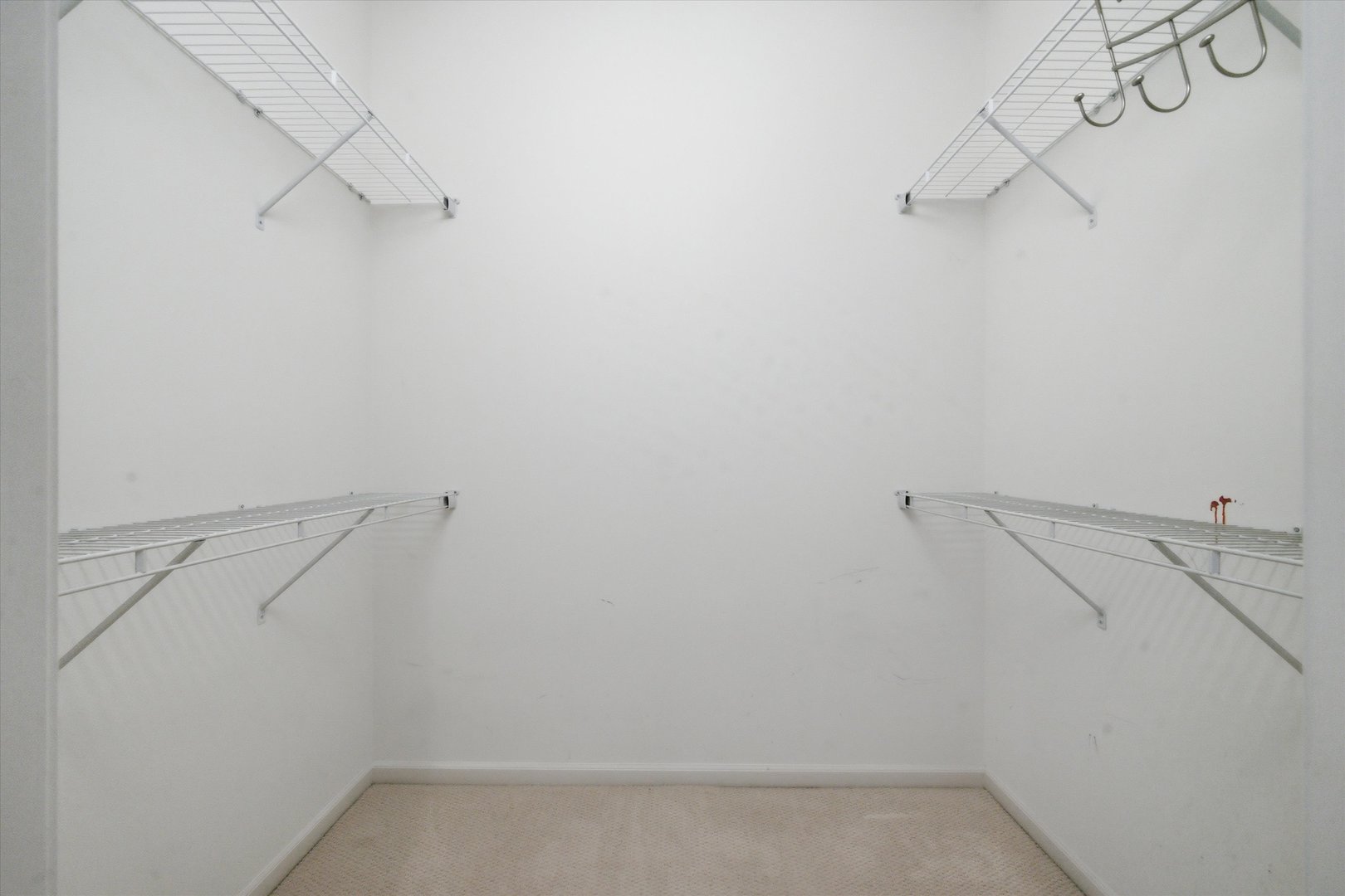 125 Lakeview Drive 604 Property Photo 14