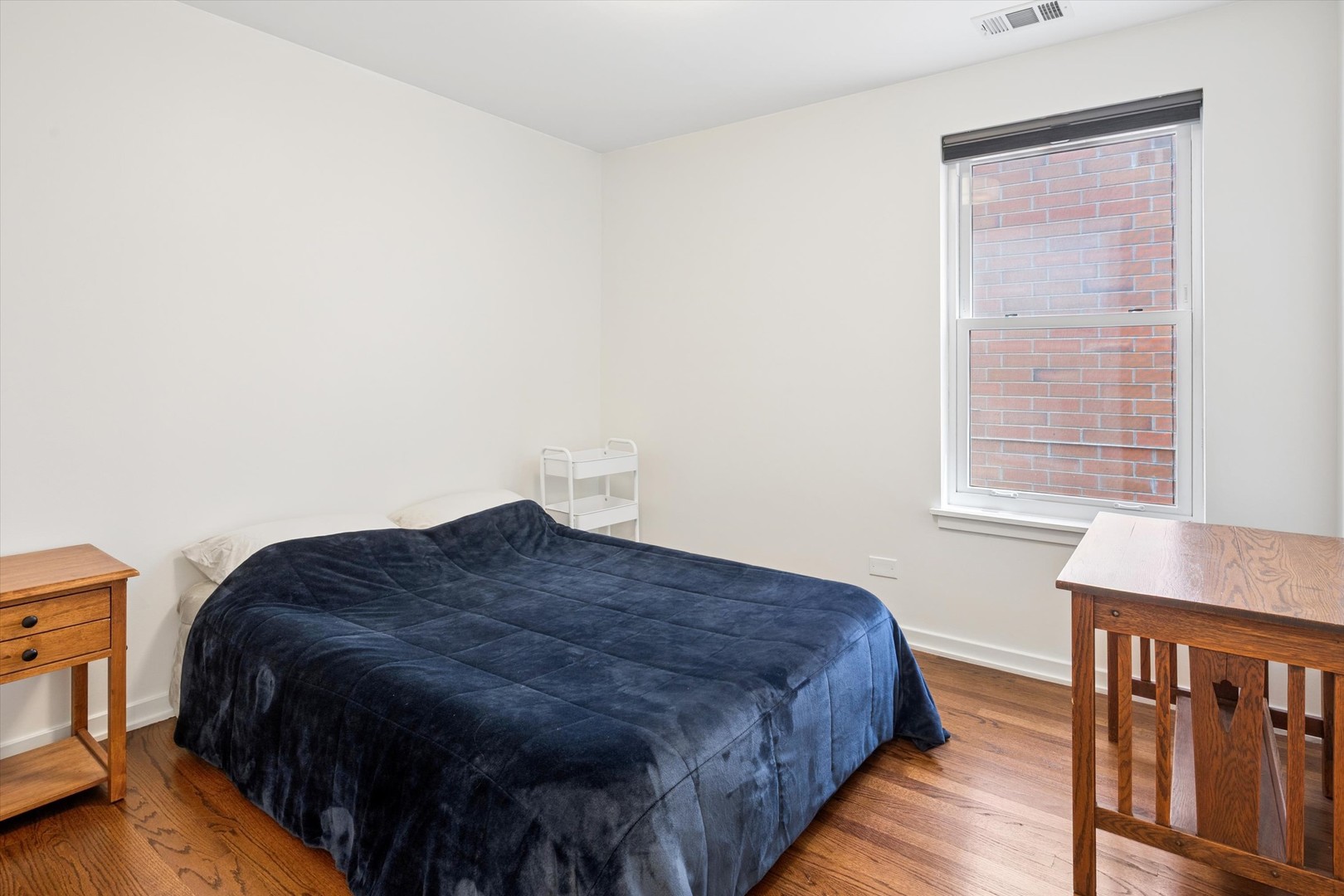 916 W Fletcher Street C Property Photo 13