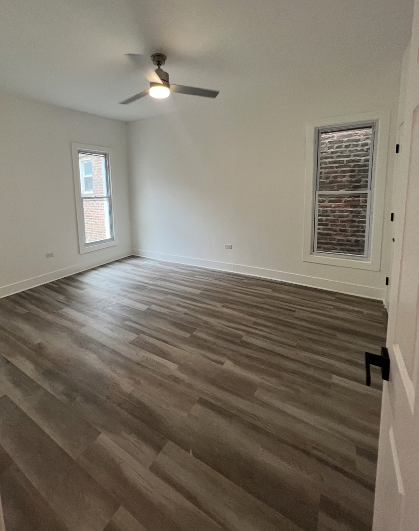 5843 S Indiana Avenue Property Photo 17