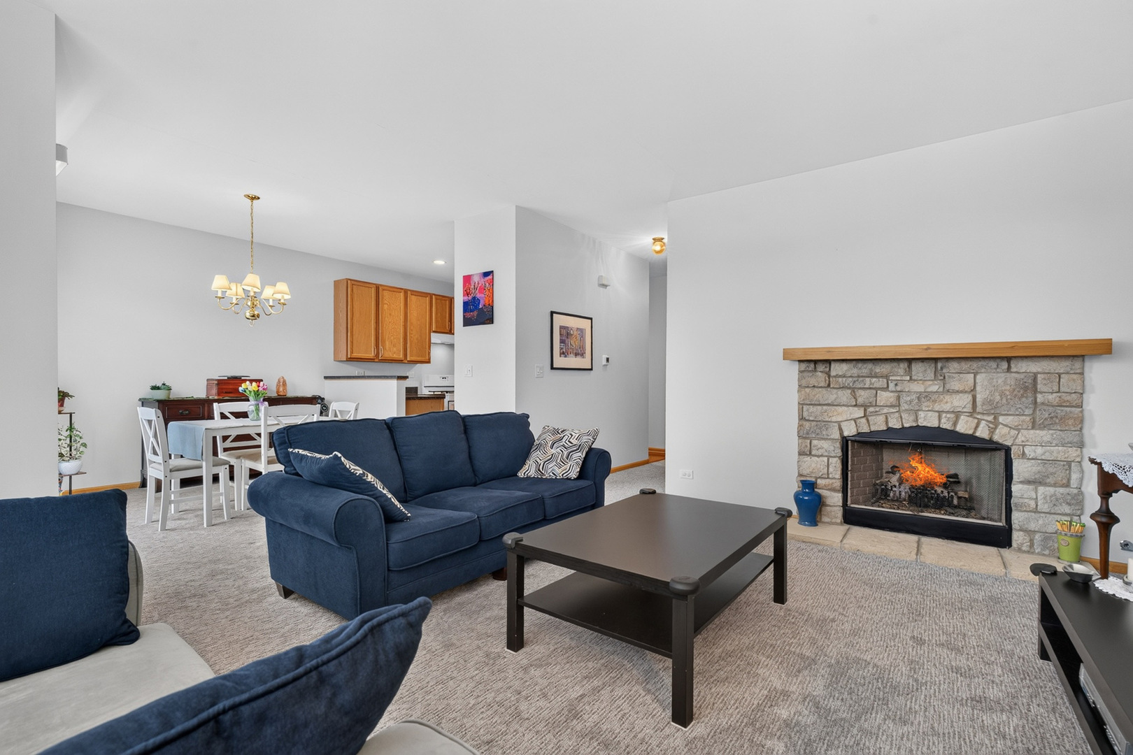 2815 Glacier Way D Property Photo 6