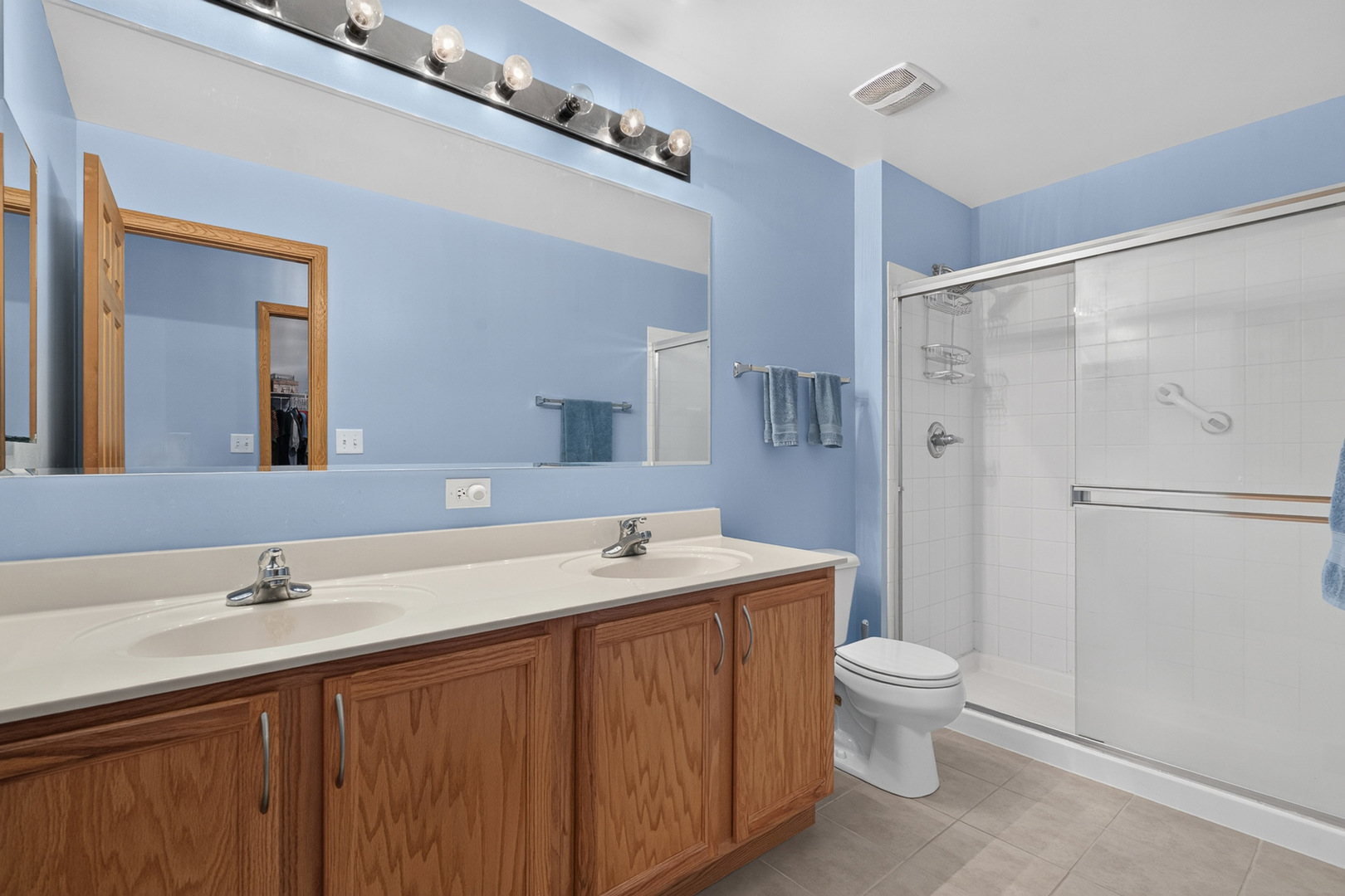 2815 Glacier Way D Property Photo 20
