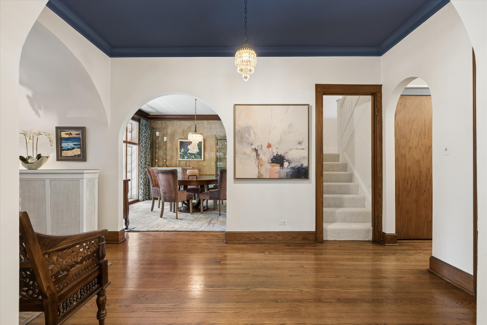 411 N Belmont Avenue Property Photo 4