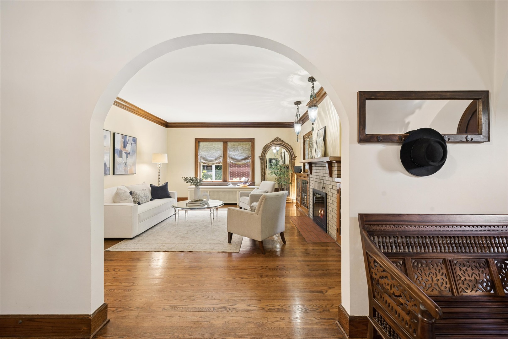 411 N Belmont Avenue Property Photo 6