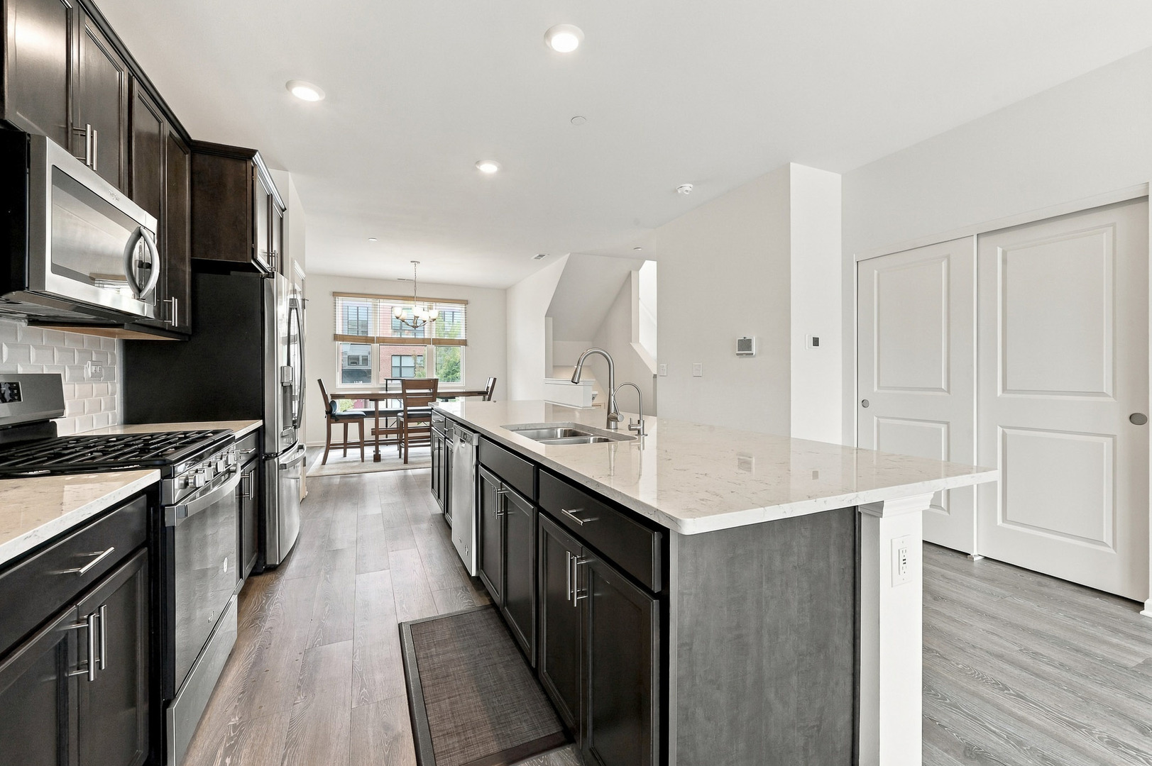 1209 Lakepointe Drive Property Photo 10
