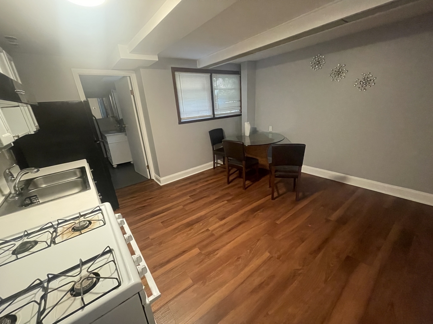 5420 N Campbell Avenue G Property Photo 3