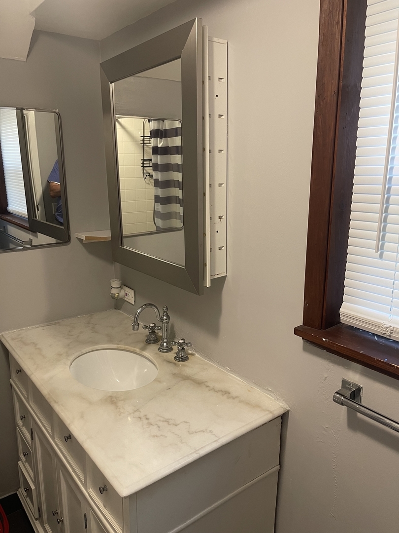 5420 N Campbell Avenue G Property Photo 5