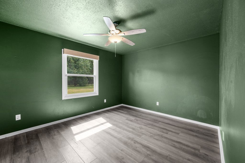1503 W 46th Place Property Photo 24