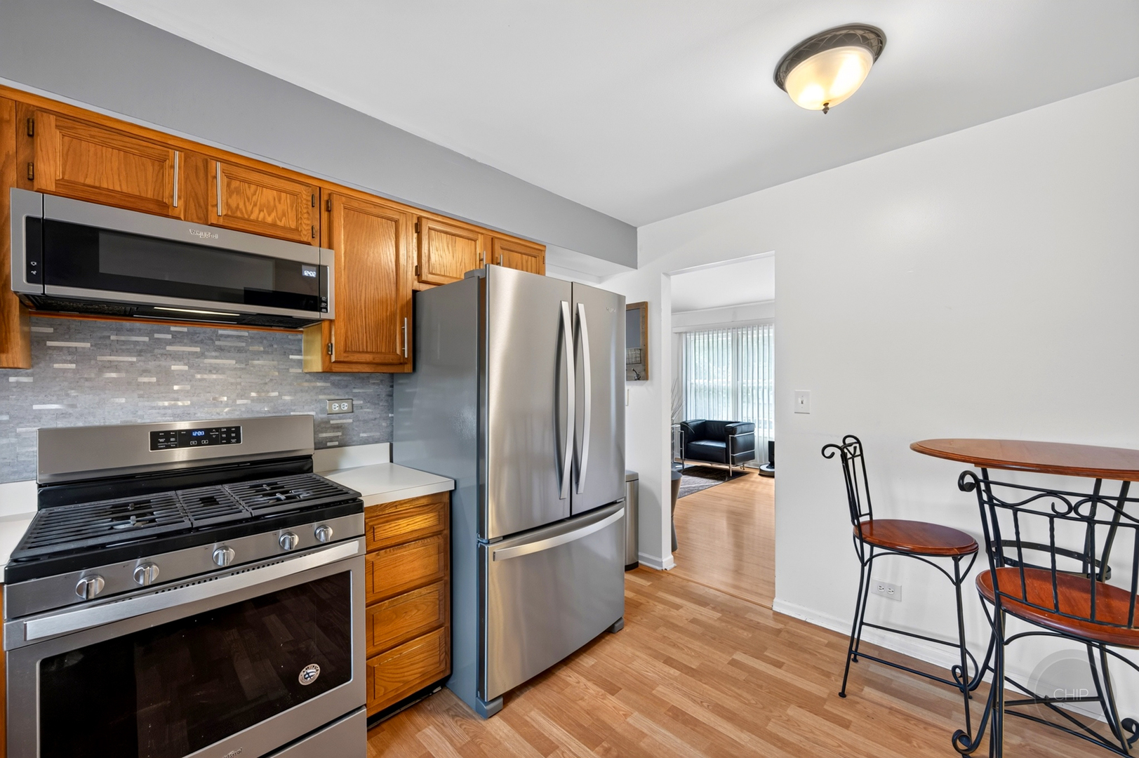 585 Beaconsfield Avenue Property Photo 8