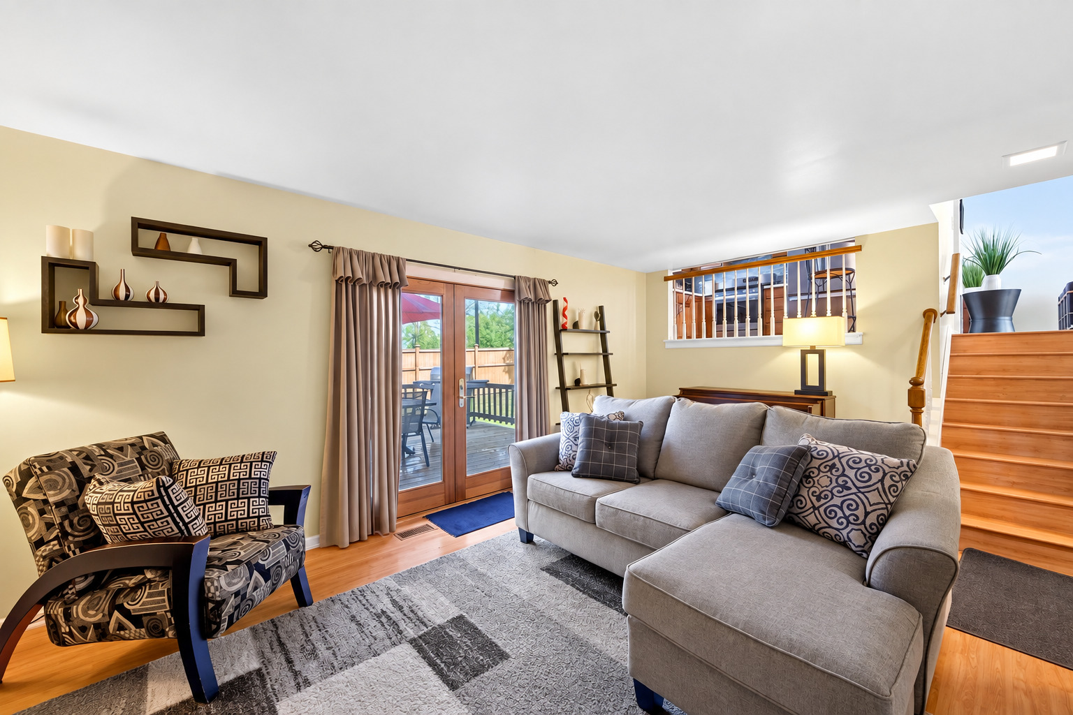 585 Beaconsfield Avenue Property Photo 19