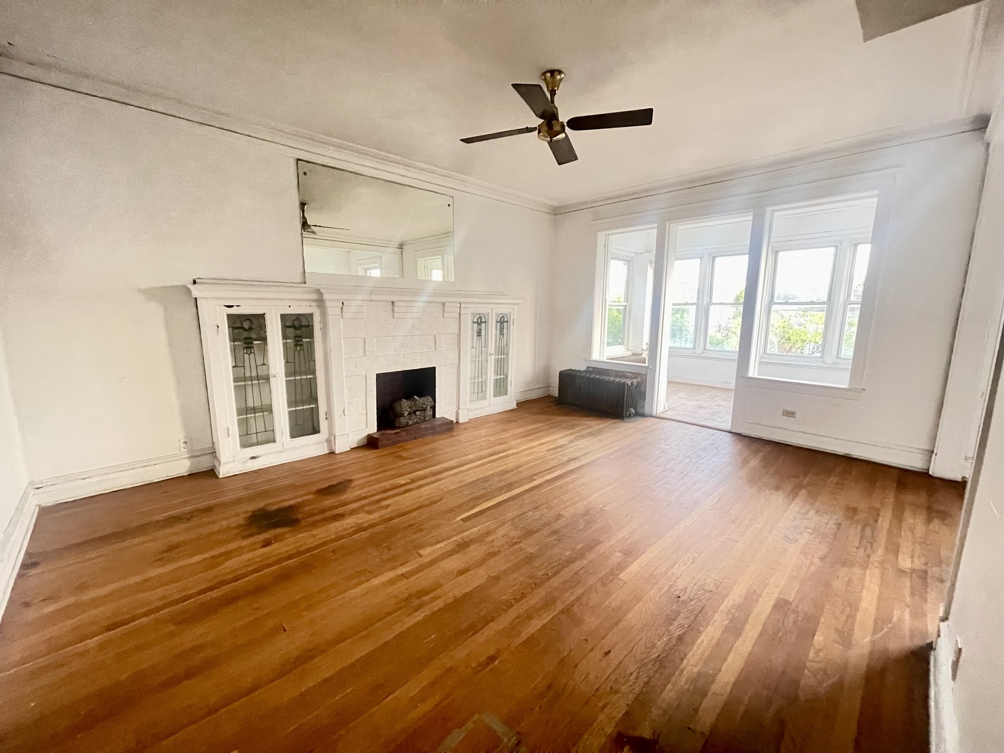 4936 W Washington Boulevard Property Photo 8