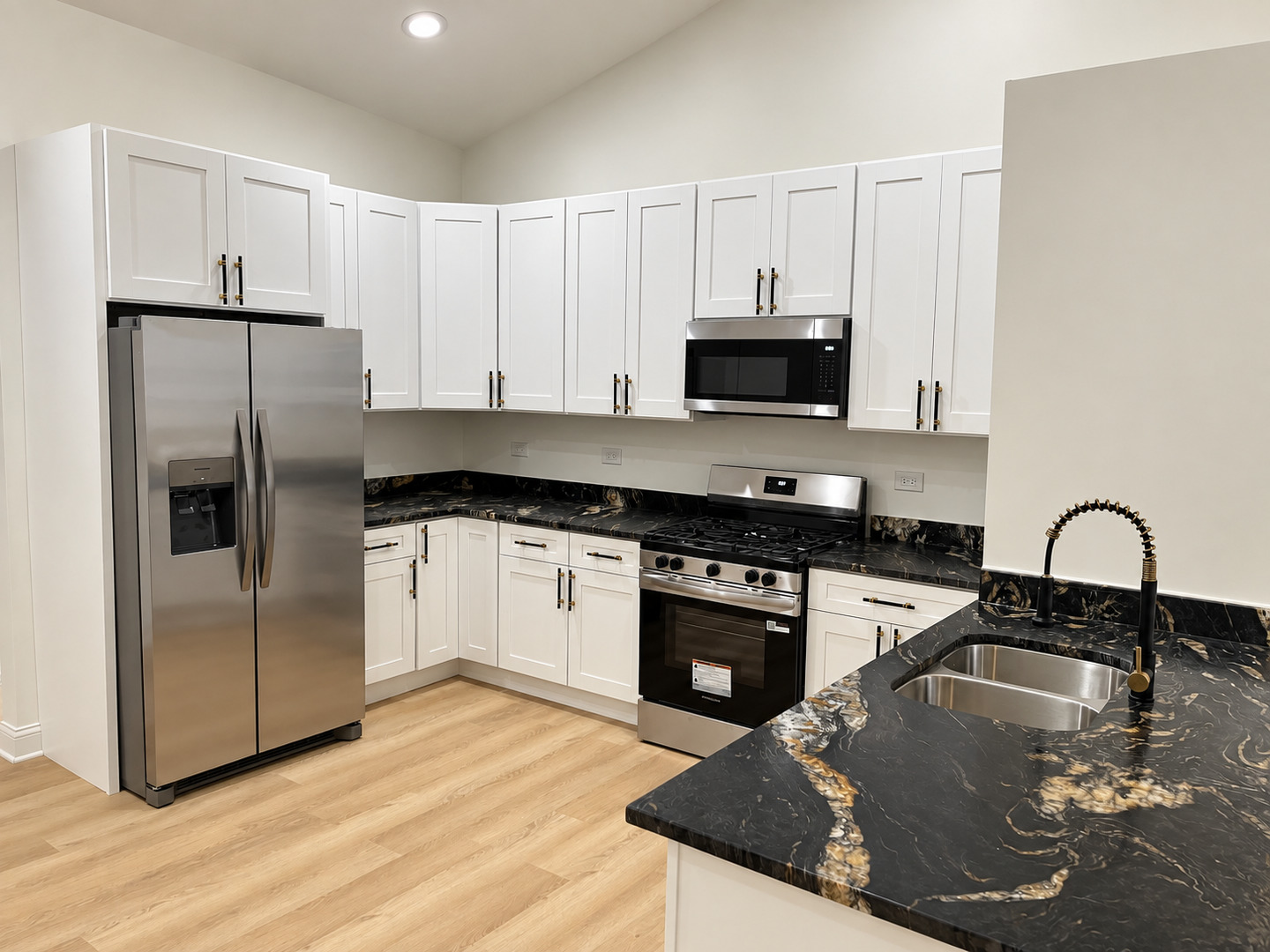 602 Merrill Avenue Property Photo 4