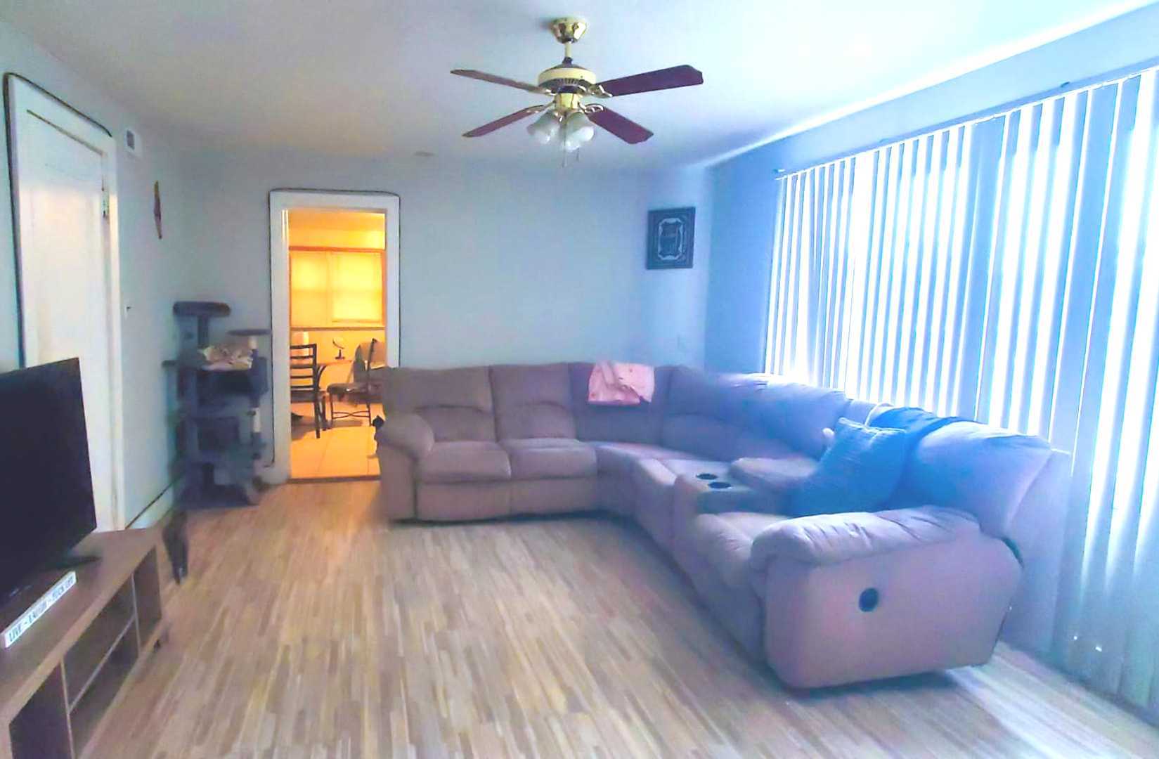 3428 W North Avenue Property Photo 6