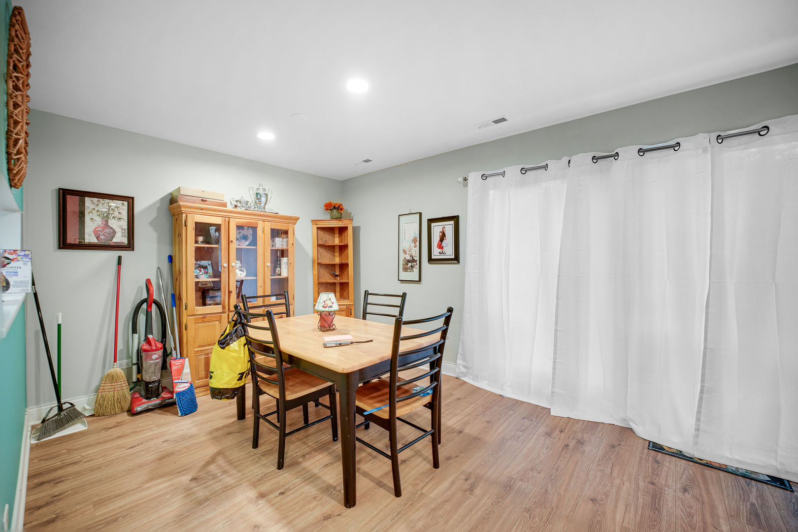 8225 Willow Drive 45b Property Photo 10