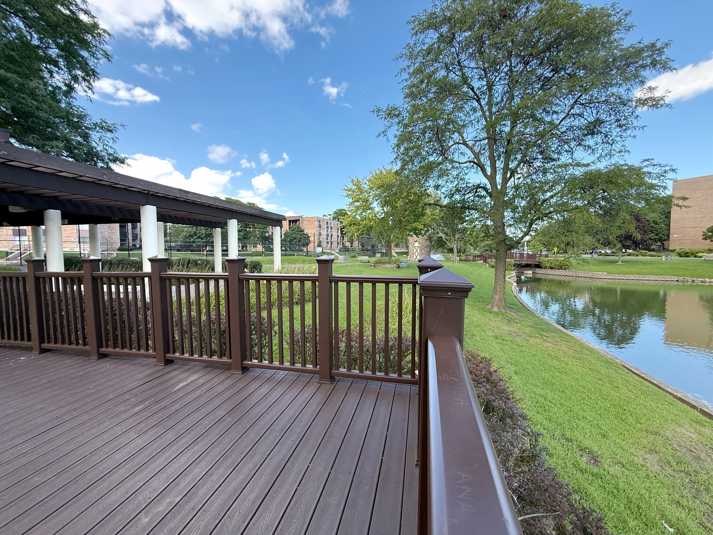 502 W Huntington Commons Road 438 Property Photo 30