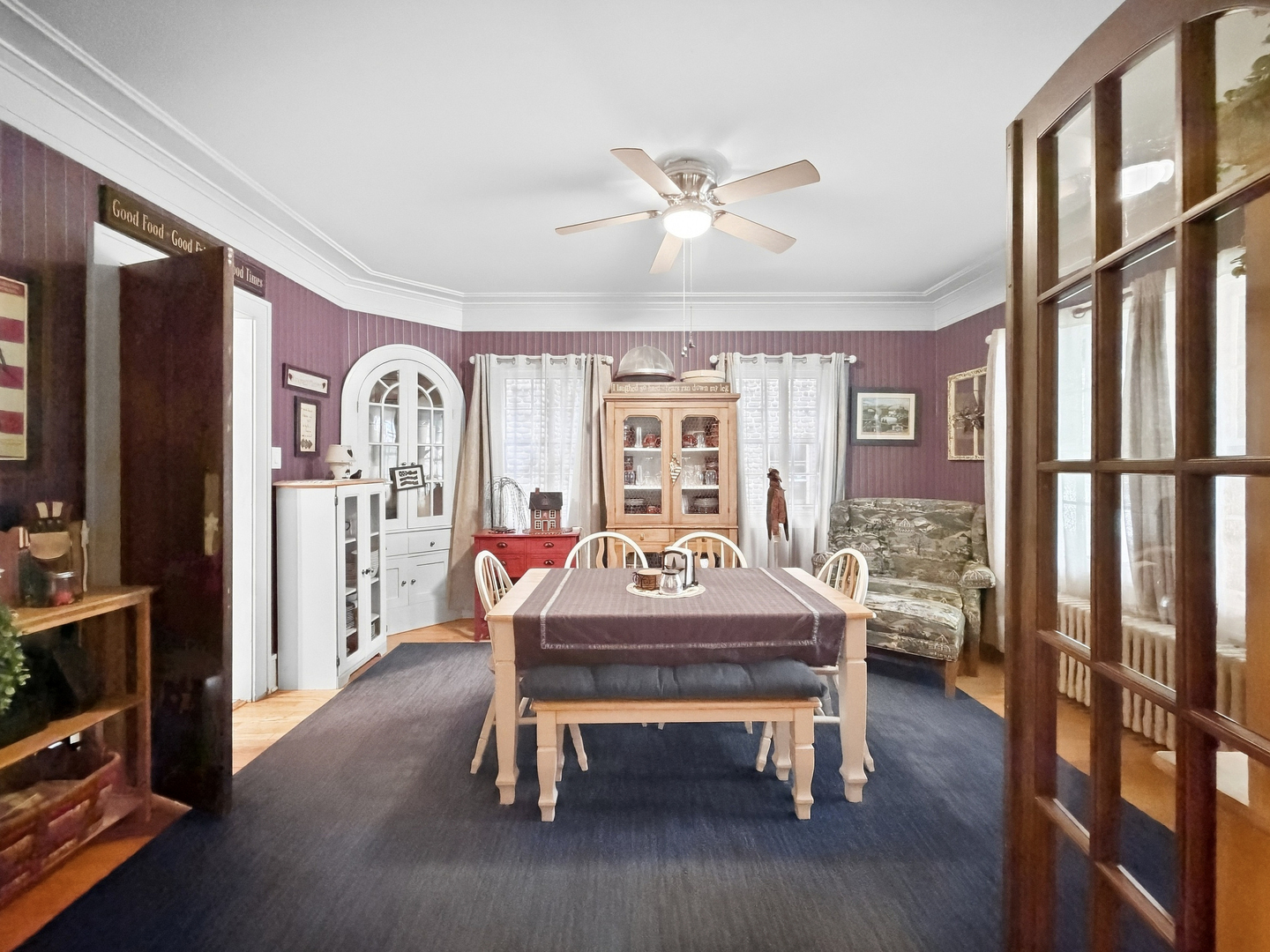 1569 W Stephenson Street Property Photo 10