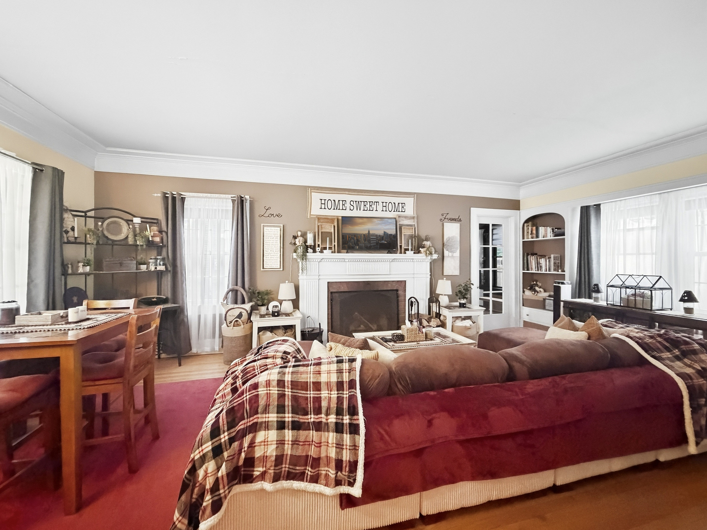 1569 W Stephenson Street Property Photo 16