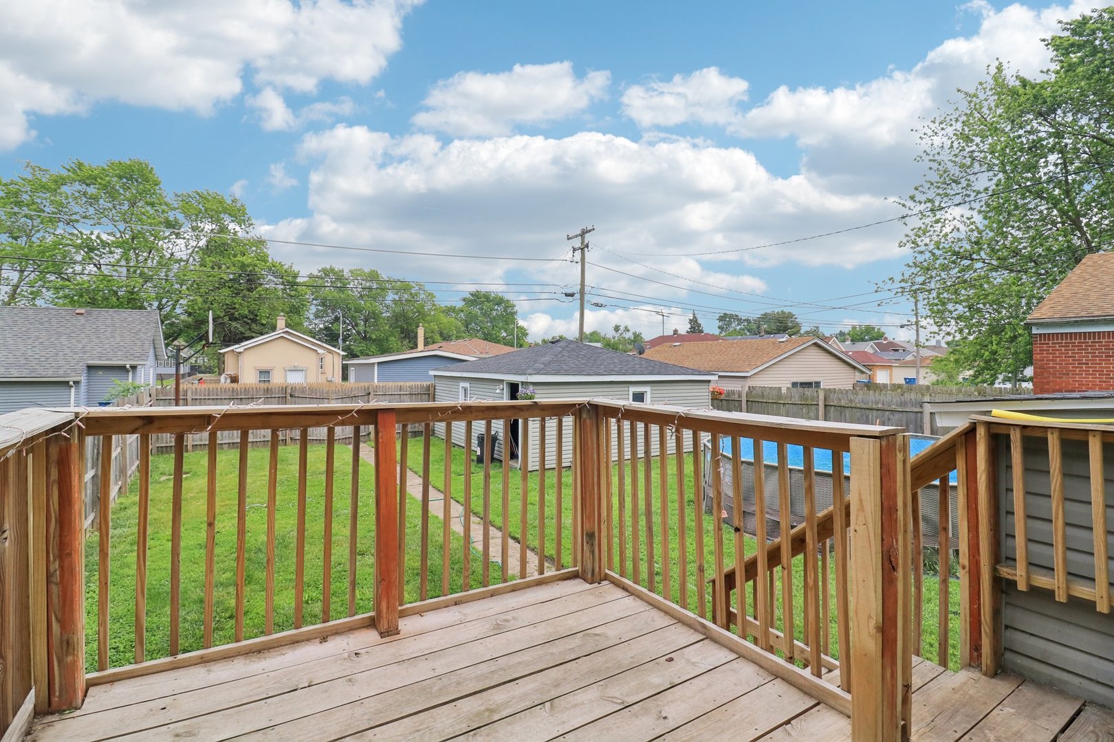 617 Hirsch Avenue Property Photo 17