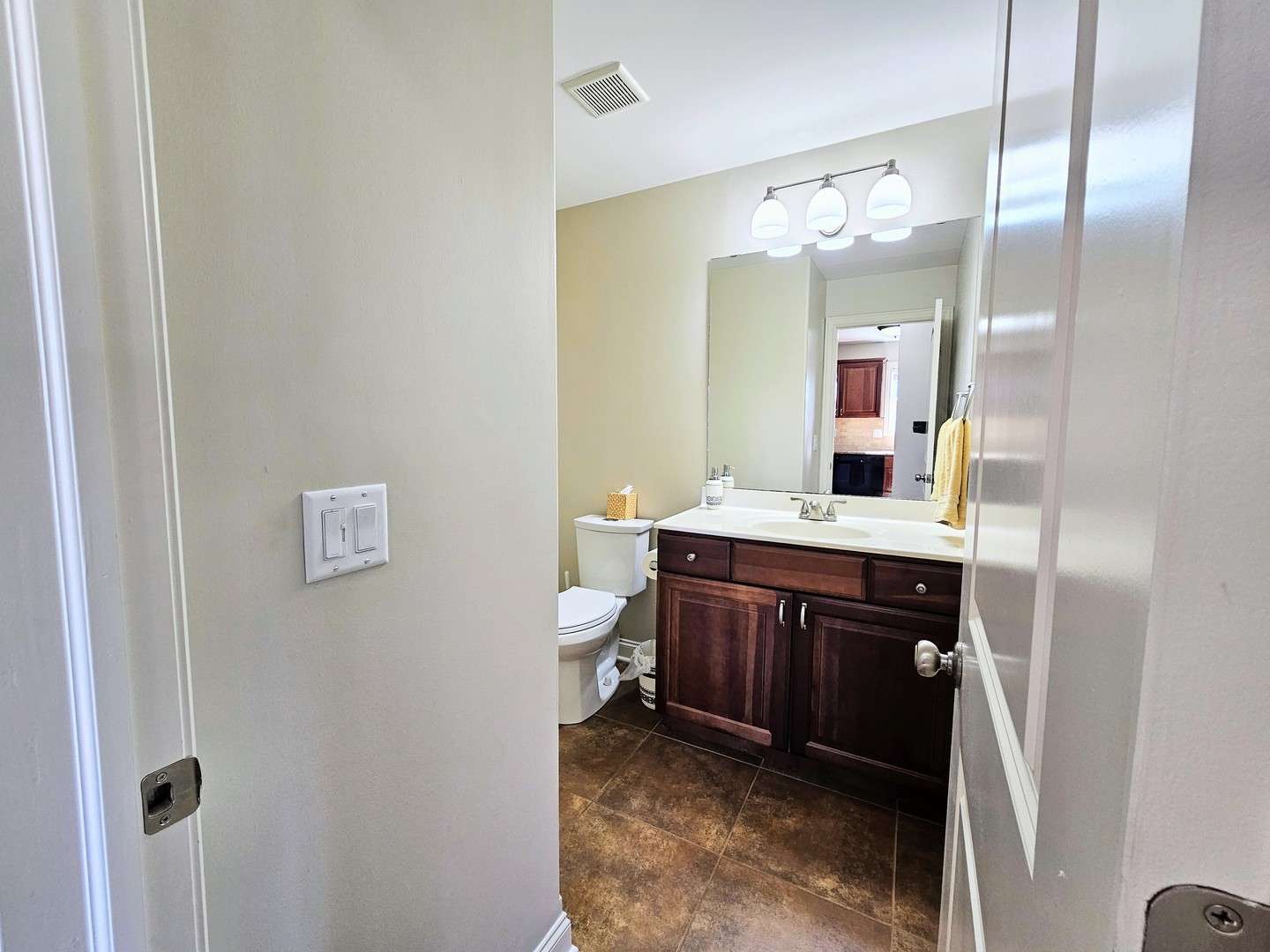 3402 N Bell School Road Property Photo 14
