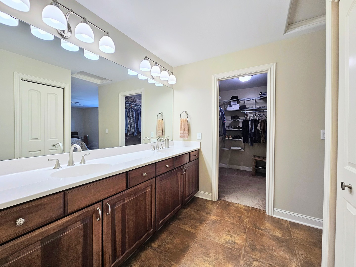 3402 N Bell School Road Property Photo 21
