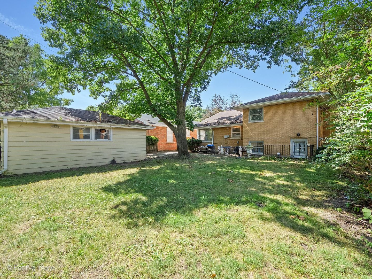 21 N Quincy Street Property Photo 4